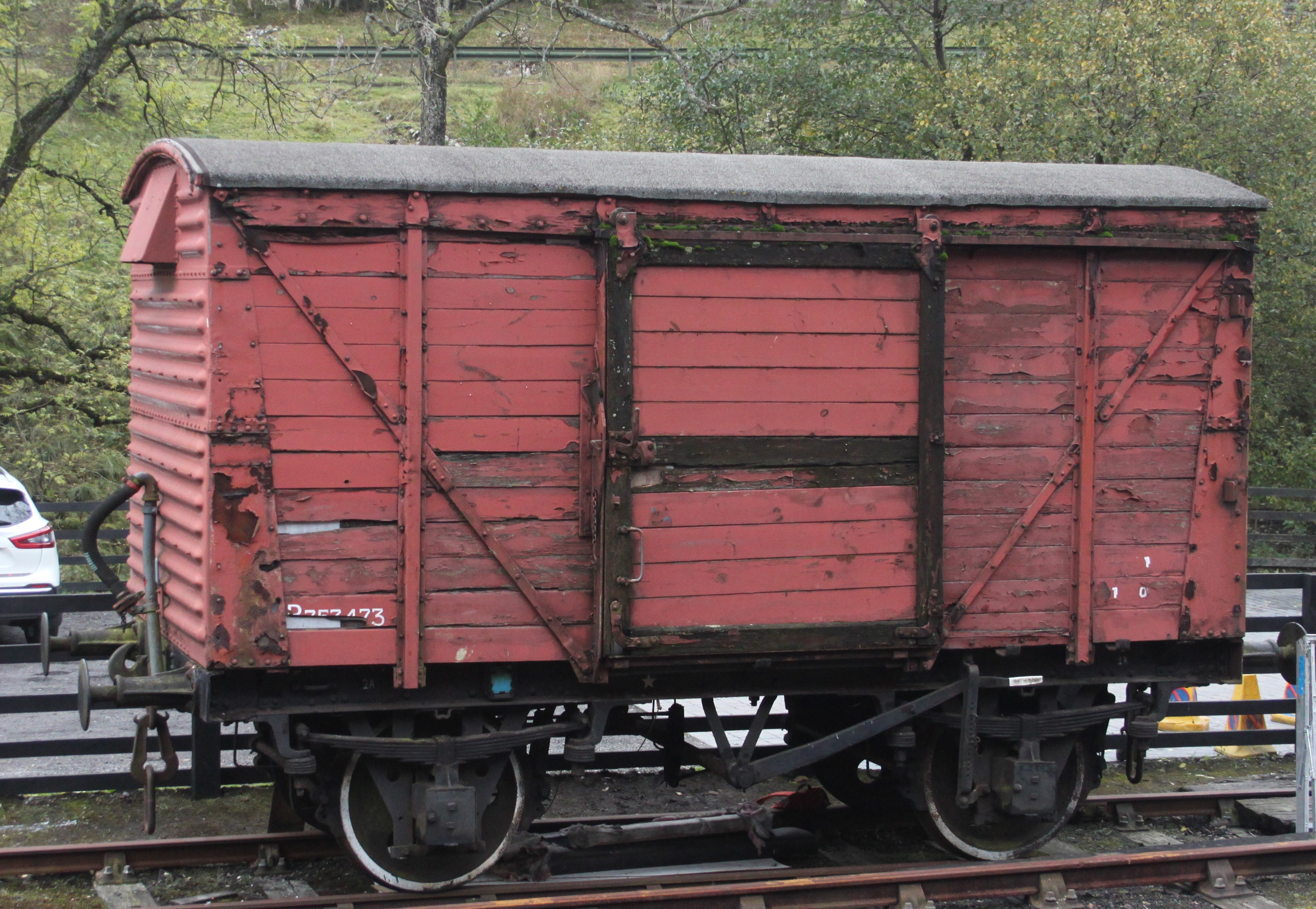 U1 B753473
