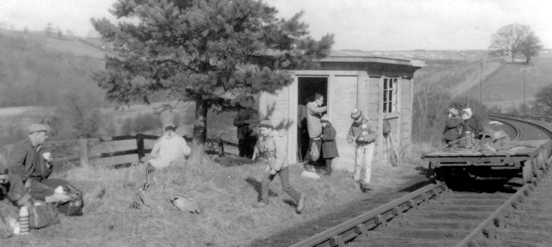 Linesidehuts1